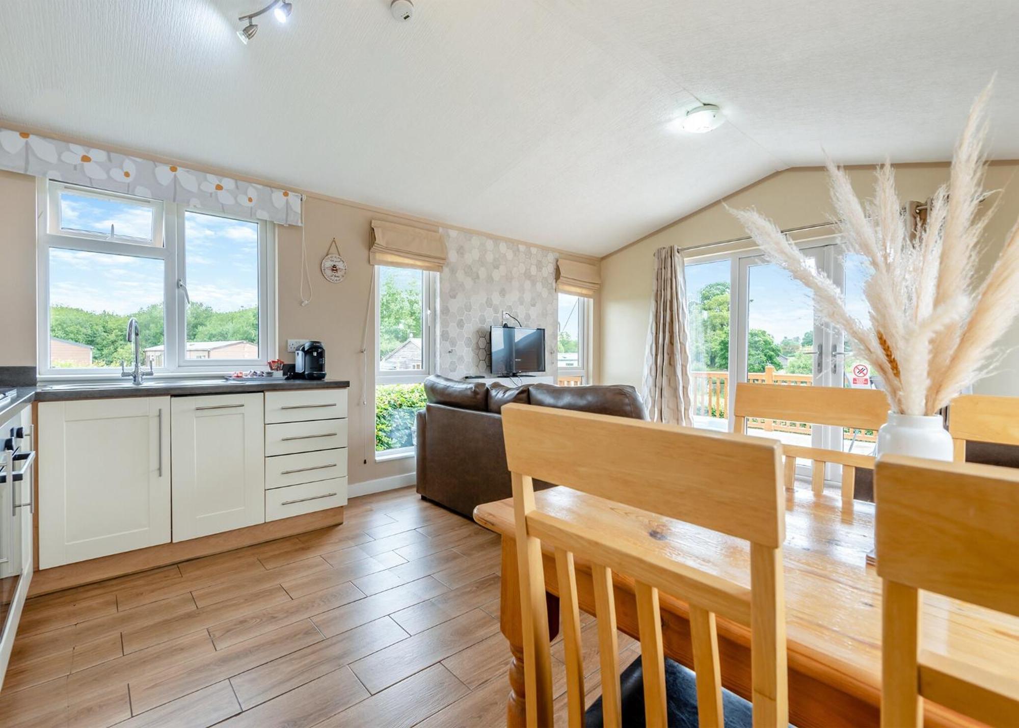 Wigmore Lakes Lodges Cardeston ภายนอก รูปภาพ
