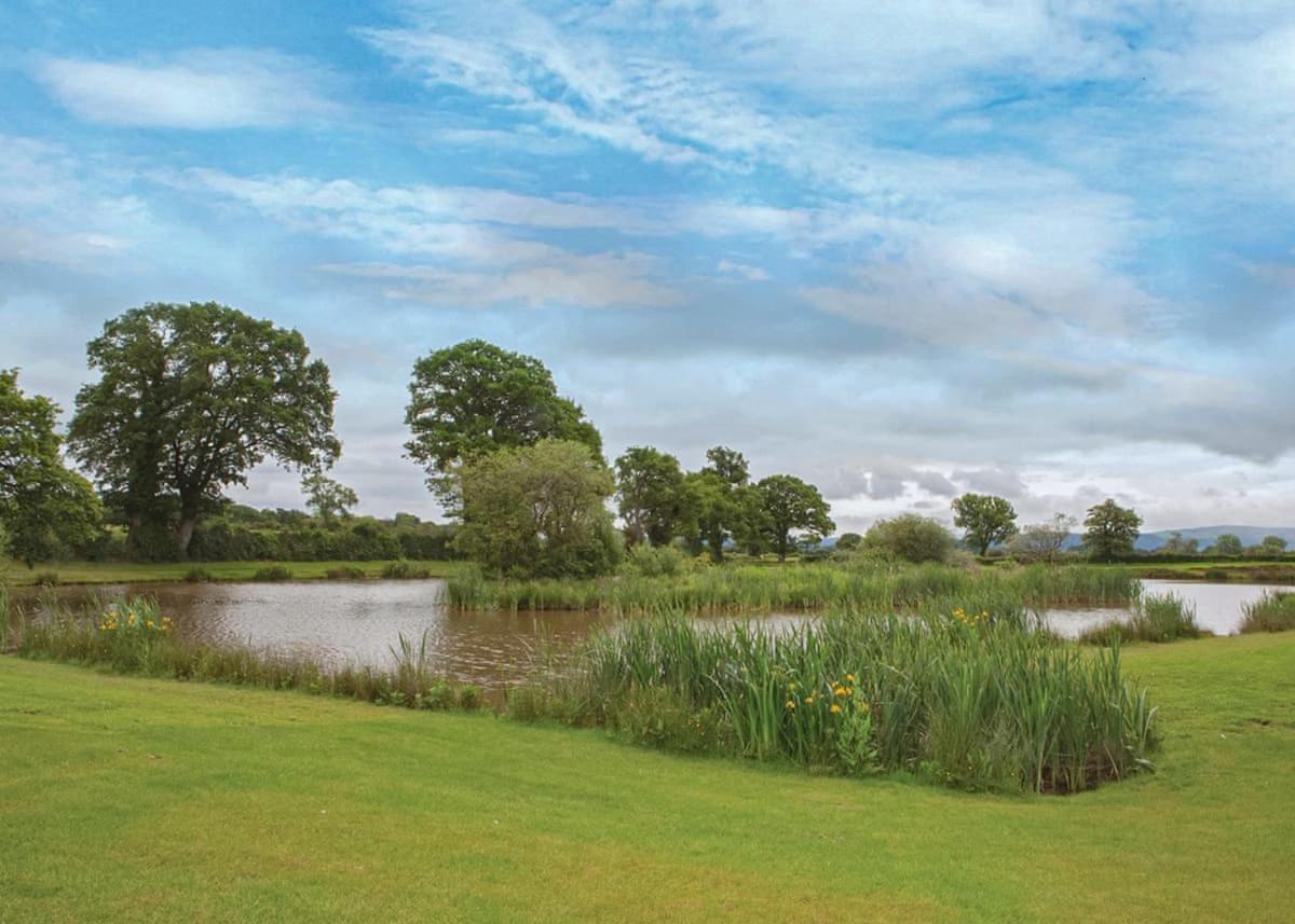 Wigmore Lakes Lodges Cardeston ภายนอก รูปภาพ